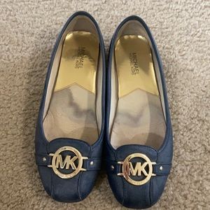 Michael kors flats size 10 perfect condition